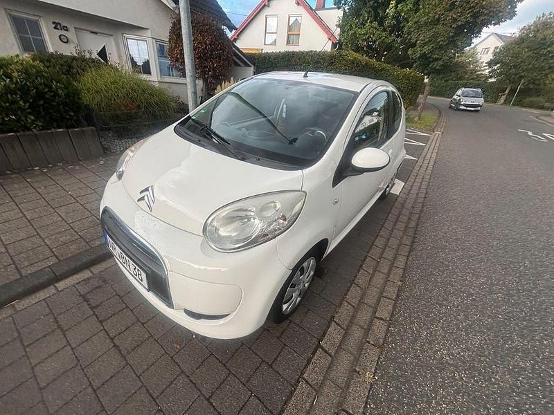 Gebraucht Citroën C1 68 PS (50 kW) 2010 Weiß Kleinwagen