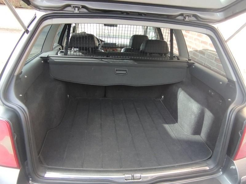 Gebraucht VW Passat Highline 130 PS (95 kW) 2004 Grau Kombi