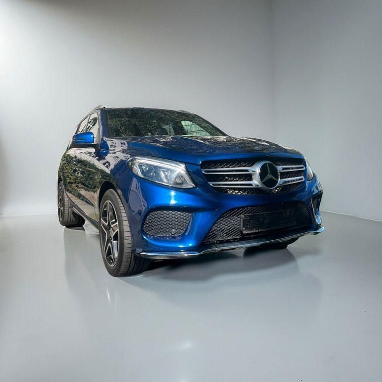 Blau Gebraucht 2018 Mercedes GLE350 AMG SUV | 34.999 € (Guter Preis) - Bild 1/4