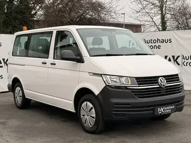 Gebraucht VW Caravelle Trendline 110 PS (80 kW) 2021 Weiß Van