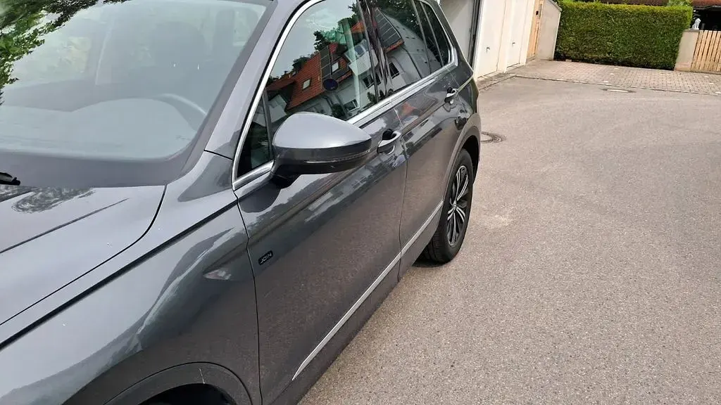 Gebraucht VW Tiguan Join 150 PS (110 kW) 2019 Grau SUV