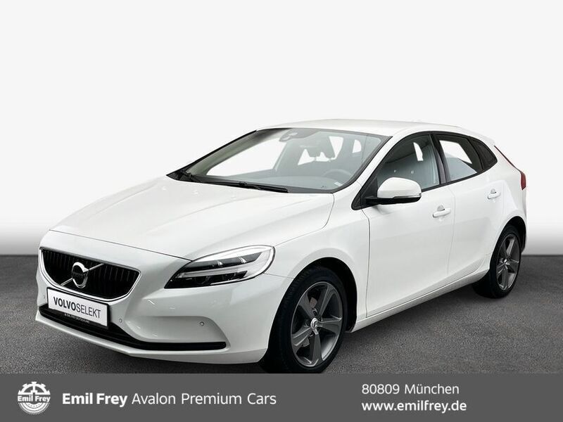 Weiß Gebraucht 2019 Volvo V40 Momentum Kombi | 13.890 € (Fairer Preis) - Bild 1/4