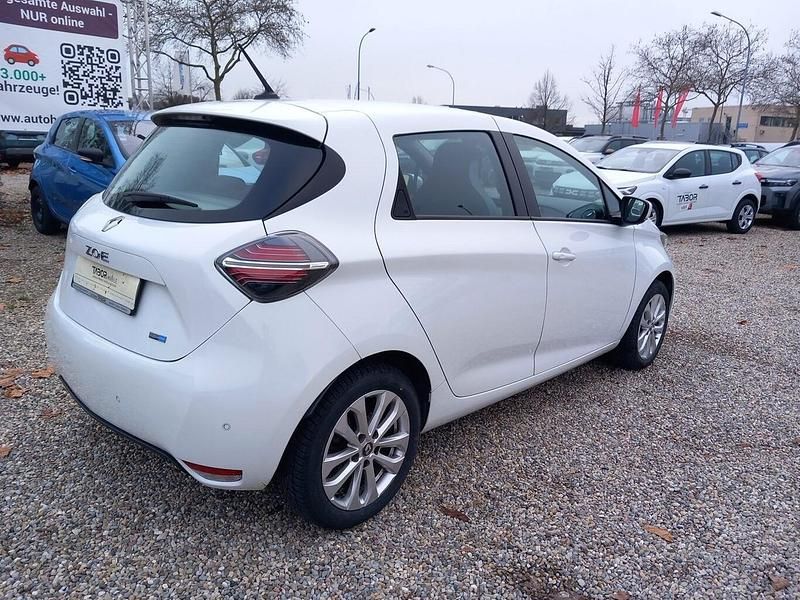 Gebraucht Renault Zoe 50 kW (69 PS) 2022 Gletscherweiss Kleinwagen