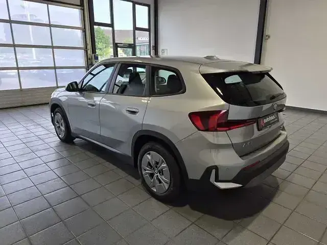 Gebraucht BMW iX1 Performance 230 kW (313 PS) 2023 Silber SUV