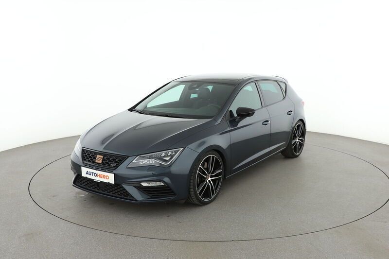 Grau Gebraucht 2020 Cupra Leon Limousine | 26.160 € (Fairer Preis) - Bild 1/4