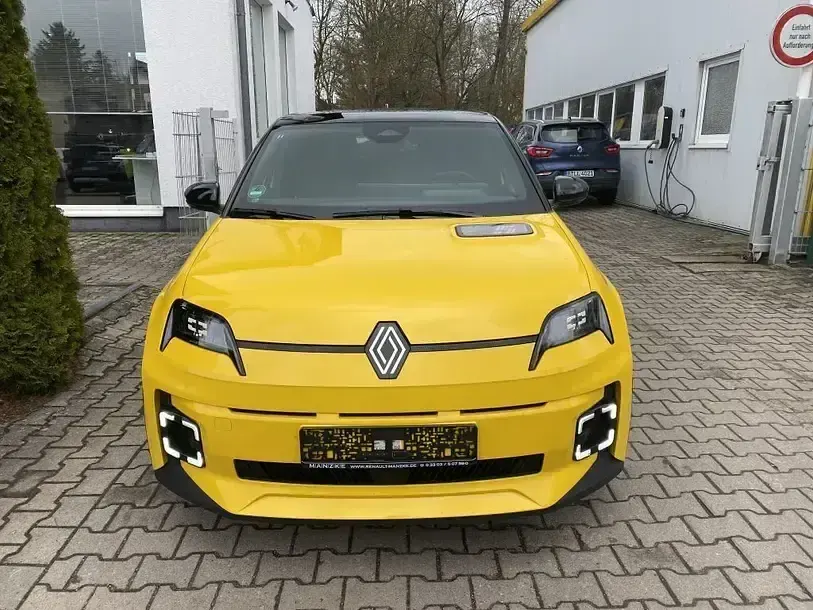 Gebraucht Renault 5 E-Tech Urban 89 kW (122 PS) 2025 Pop yellow! metallic, dach bla Kleinwagen