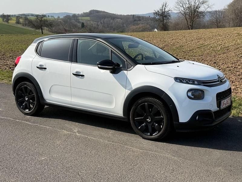 Gebraucht Citroën C3 Shine 110 PS (80 kW) 2019 Weiß Kleinwagen