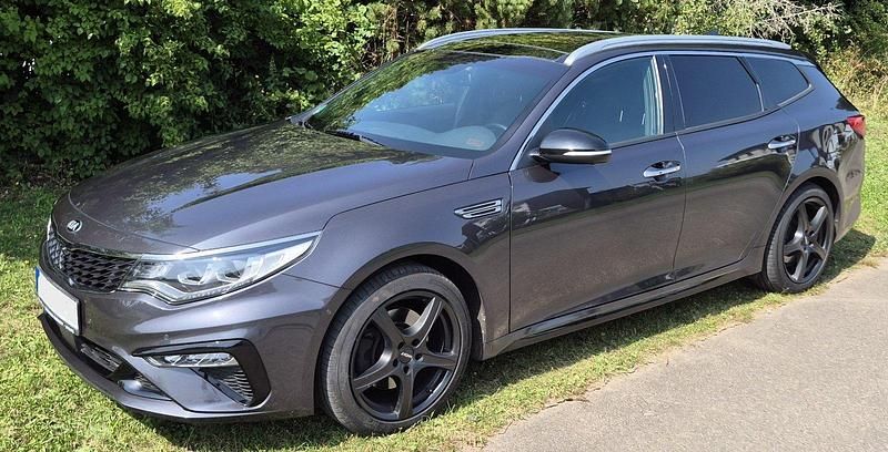 Andere farben Gebraucht 2018 Kia Optima GT-Line Kombi | 16.500 € (Fairer Preis) - Bild 1/4