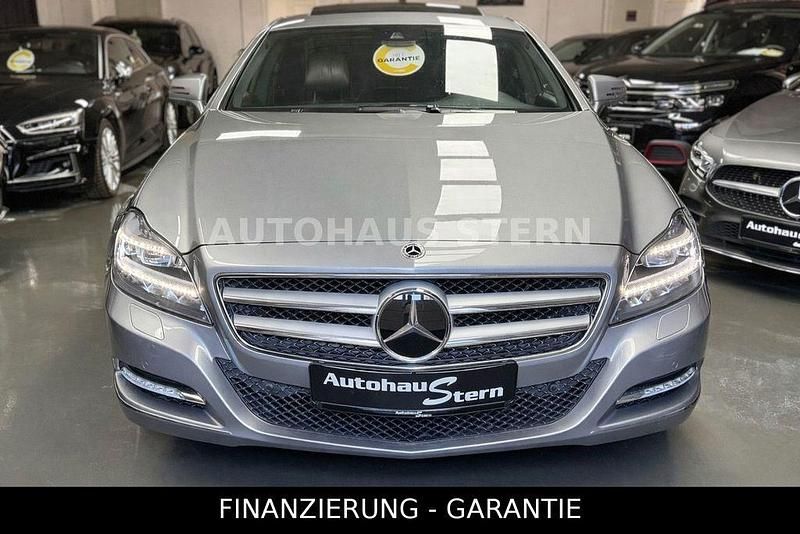Gebraucht Mercedes CLS350 306 PS (225 kW) 2012 Palladiumsilber (metallic) Coupé