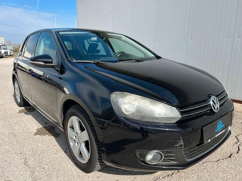 Gebraucht VW Golf VII Style 105 PS (77 kW) 2012 Schwarz Limousine