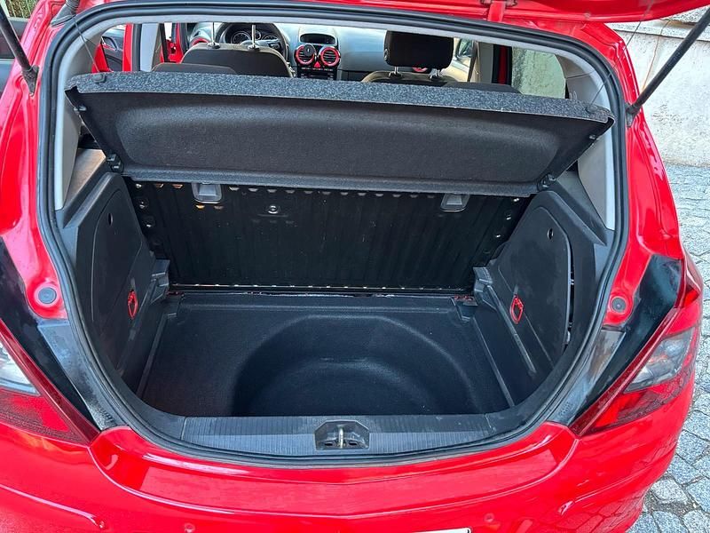 Gebraucht Opel Corsa 86 PS (63 kW) 2015 Rot Kleinwagen