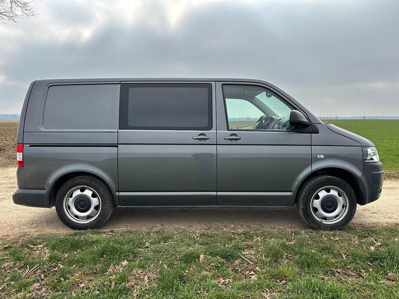 Usata VW Transporter 140 CV (102 kW) 2011 Grigio Furgone