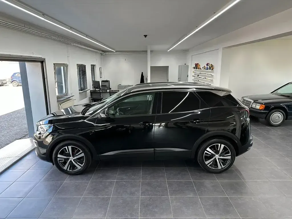 Gebraucht Peugeot 3008 Active 131 PS (96 kW) 2019 Schwarz SUV