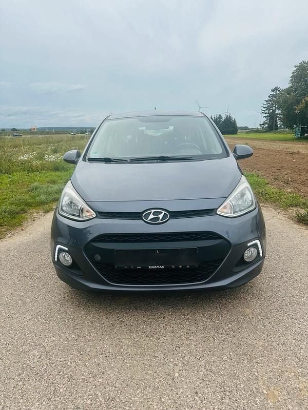 Grau Gebraucht 2014 Hyundai i10 Kleinwagen | 3.650 € (Guter Preis) - Bild 1/4