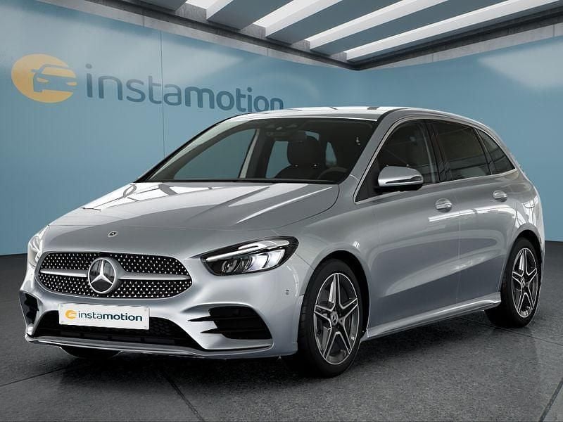 Silber Gebraucht 2024 Mercedes B200 AMG Van / Kleinbus | 35.649 € - Bild 1/4