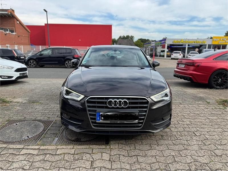 Gebraucht Audi A3 Attraction 122 PS (89 kW) 2014 Braun Kombi