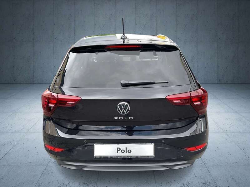 Gebraucht VW Polo Move 95 PS (69 kW) 2024 Deep black perleffekt Limousine