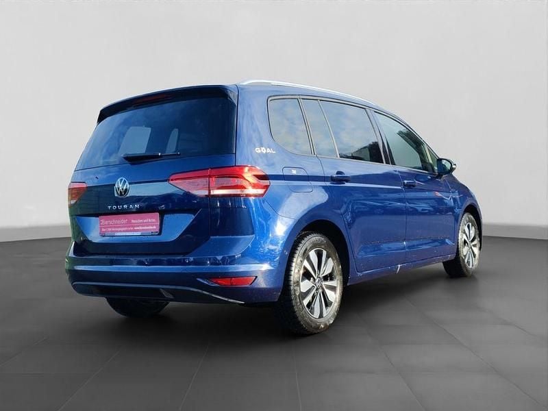 Gebraucht VW Touran Comfortline 150 PS (110 kW) 2025 Blau Van / Kleinbus