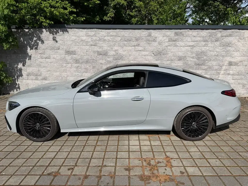 Gebraucht Mercedes CLE200 AMG Line Premium Plus 204 PS (150 kW) 2025 Grau Coupé