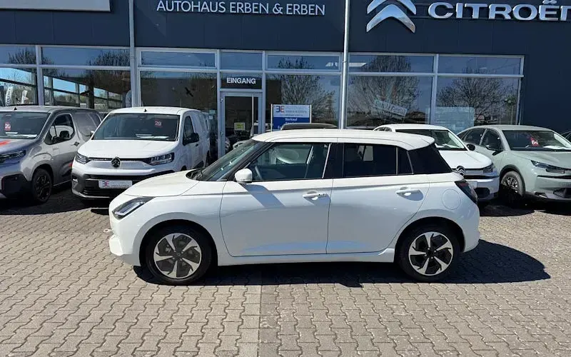 Neu Suzuki Swift Comfort+ 83 PS (61 kW) 2026 Weiß Kleinwagen