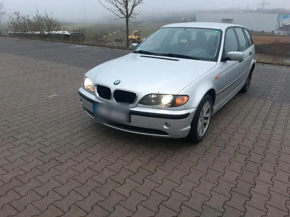 Usata BMW 320 150 CV (110 kW) 2004 Argento Station wagon