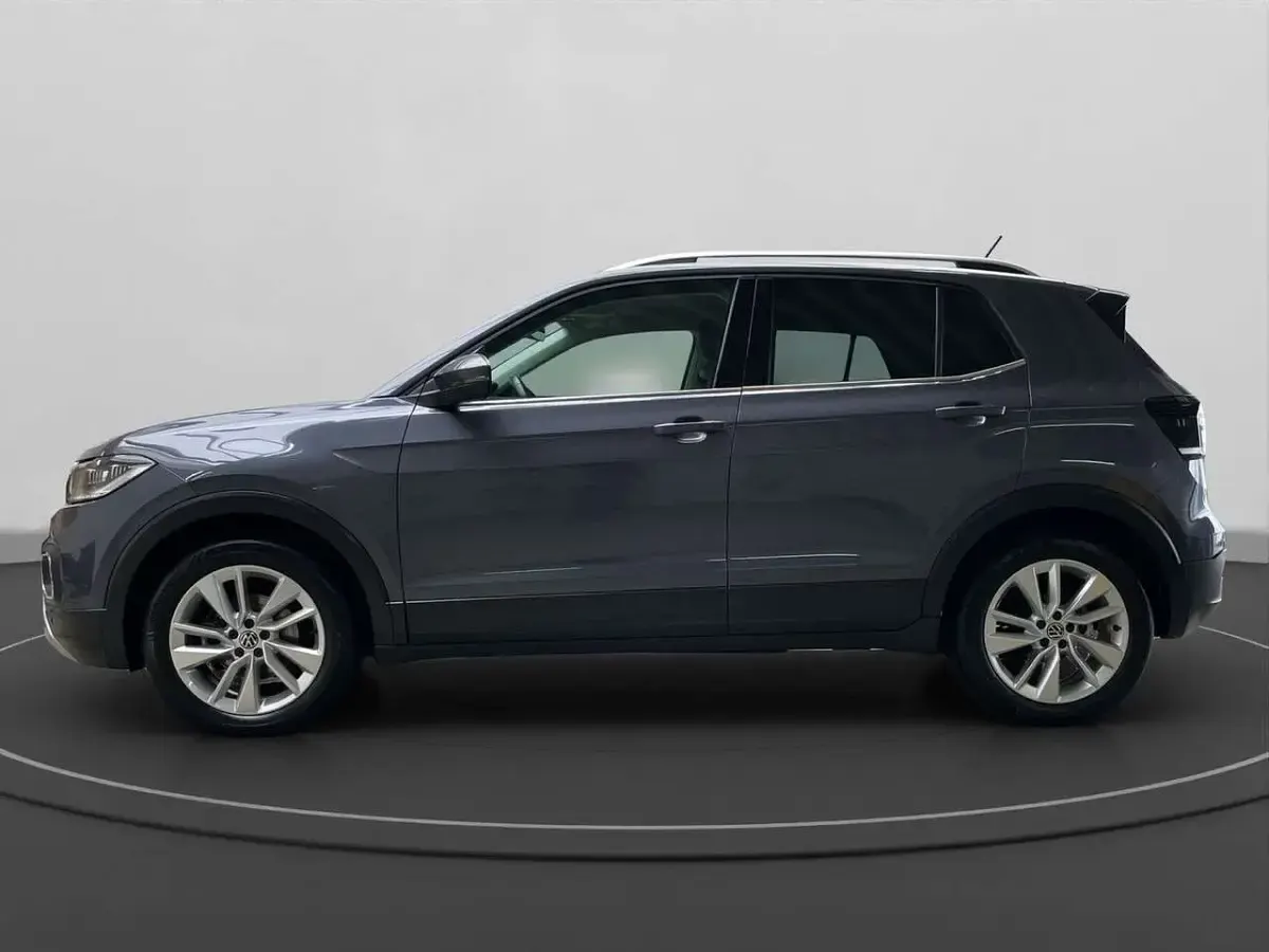 Gebraucht VW T-Cross Style 110 PS (80 kW) 2023 Rauchgrau metallic SUV