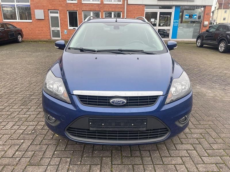Gebraucht Ford Focus Style 109 PS (80 kW) 2010 Blau Kombi