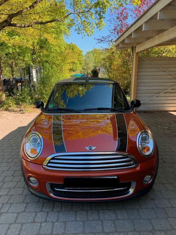 Orange Gebraucht 2012 Mini Cooper D Kleinwagen | 6.750 € (Fairer Preis) - Bild 1/4