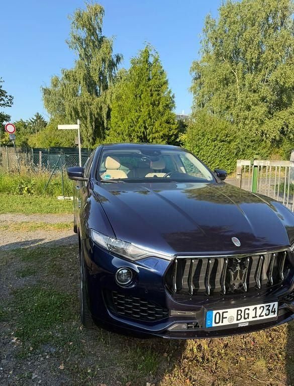 Gebraucht Maserati Levante 275 PS (202 kW) 2016 Blau SUV