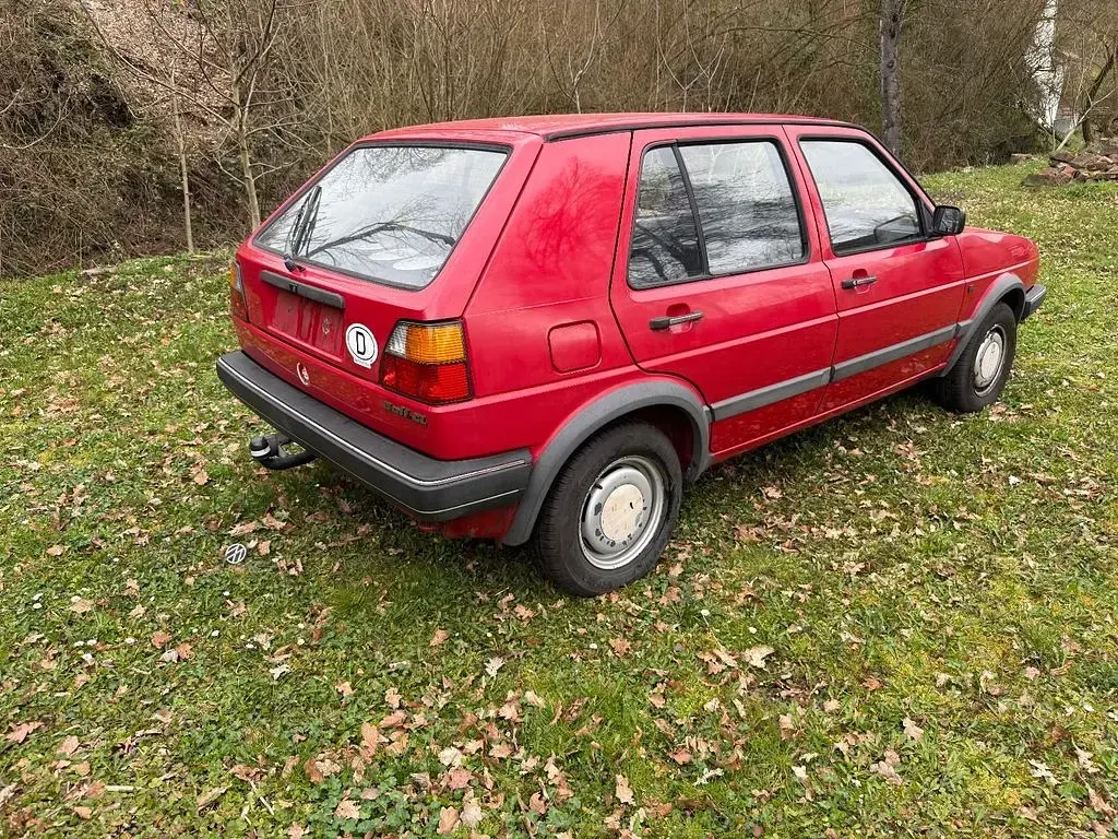 Używany VW Golf II 90 KM (66 kW) 1989 Czerwony Hatchback