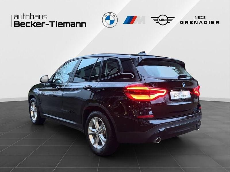 Gebraucht BMW X3 Advantage 184 PS (135 kW) 2022 Schwarz ii SUV