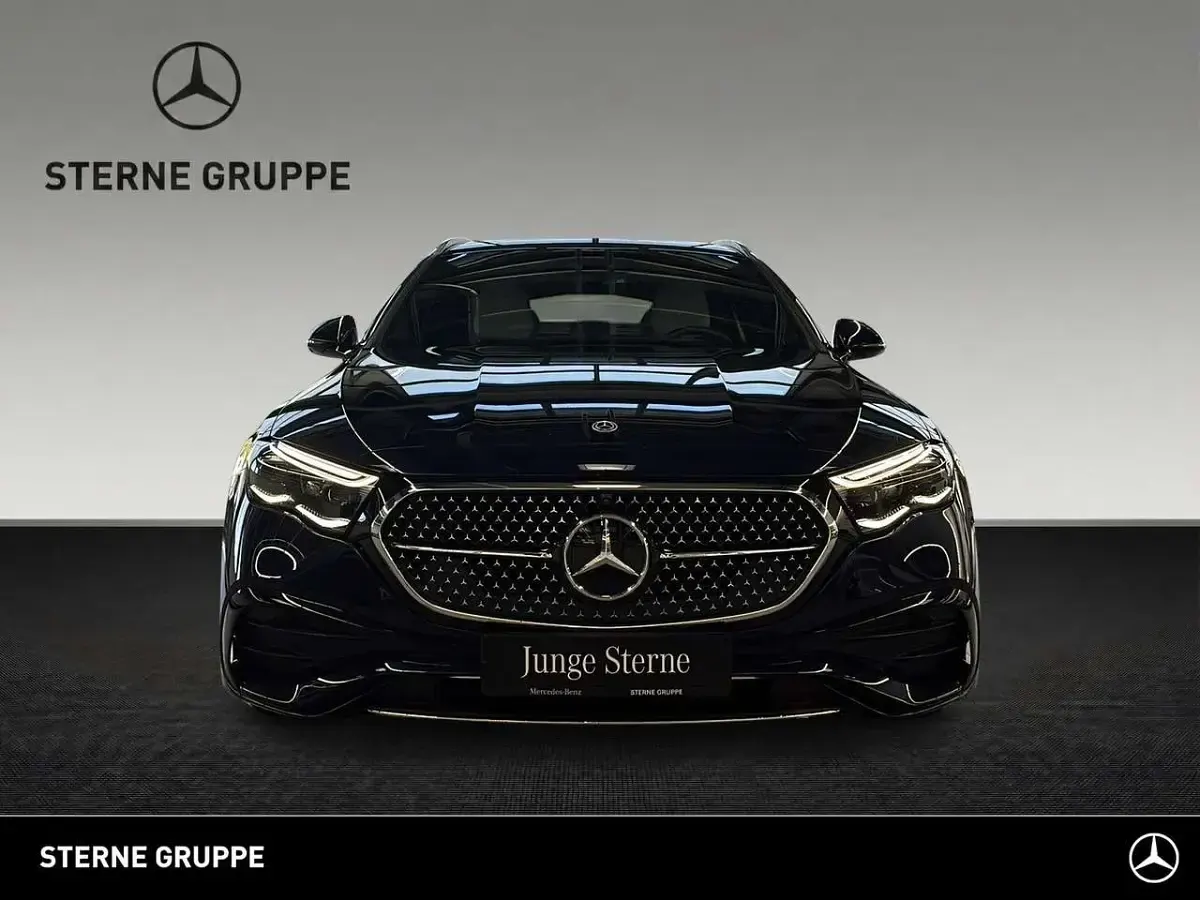 Gebraucht Mercedes E450 AMG 367 PS (269 kW) 2023 Lack nautikblau Kombi