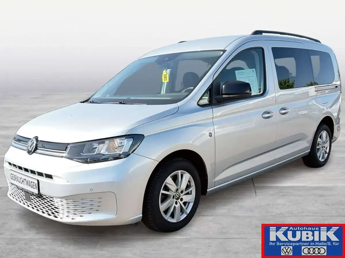 Gebraucht VW Caddy Maxi Life Life 122 PS (89 kW) 2021 Reflexsilber metallic Van / Kleinbus