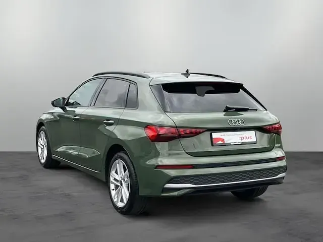 Usata Audi A3 Sportback e-tron Ambiente 204 CV (150 kW) 2025 Verde Utilitaria