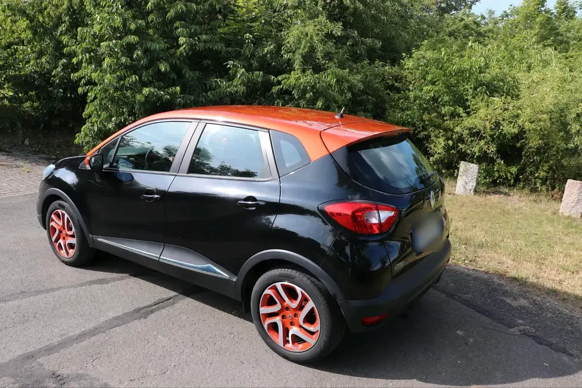 Gebraucht Renault Captur Dynamique 90 PS (66 kW) 2014 Schwarz SUV