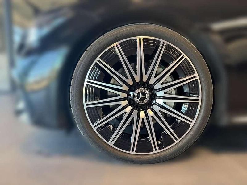 Gebraucht Mercedes CLE300 AMG 258 PS (189 kW) 2024 Metalliclack obsidianschwarz Cabrio