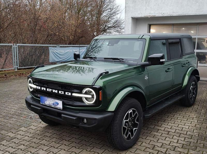 Neu Ford Bronco Outer Banks 334 PS (245 kW) 2026 Grün SUV