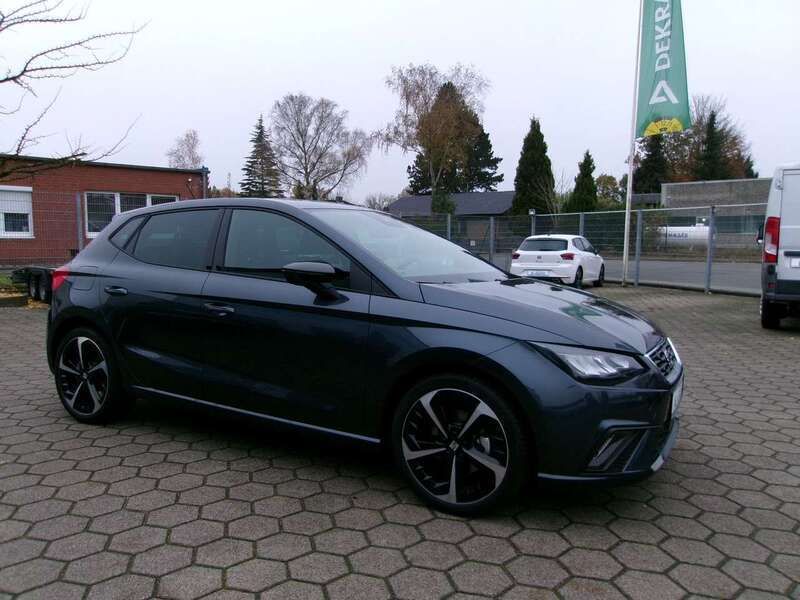 Gebraucht Seat Ibiza FR 116 PS (85 kW) 2024 "magnetic tech" Kleinwagen
