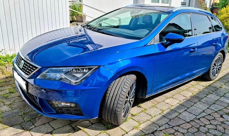 Blau Gebraucht 2017 Seat Leon ST XCELLENCE Kombi | 18.300 € (Teuer) - Bild 1/3