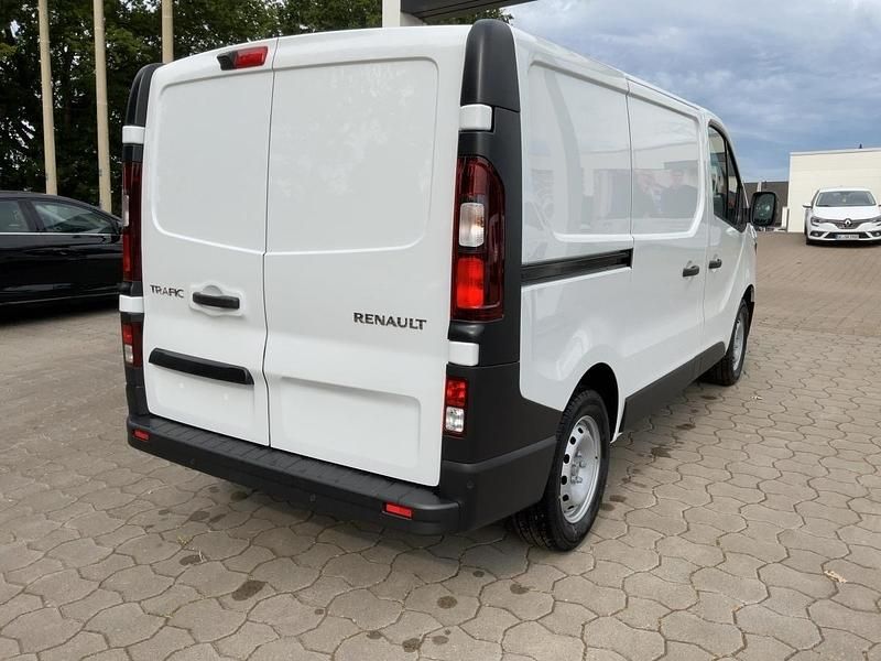 Neu Renault Trafic Komfort 131 PS (96 kW) 2025 Van / Kleinbus