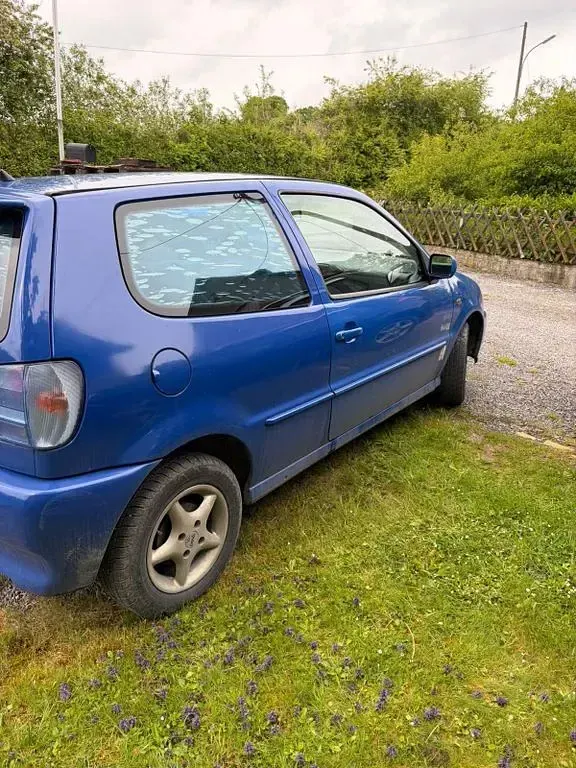 Occasion VW Polo Basis 60 ch (44 kW) 1997 Bleue Berline