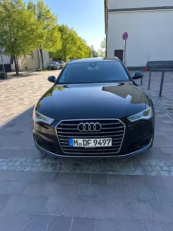 Gebraucht Audi A6 Ambiente 190 PS (139 kW) 2015 Schwarz Kombi