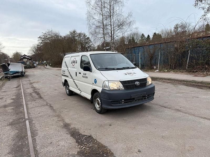 Gebraucht Toyota HiAce 95 PS (69 kW) 2008 Weiß Limousine