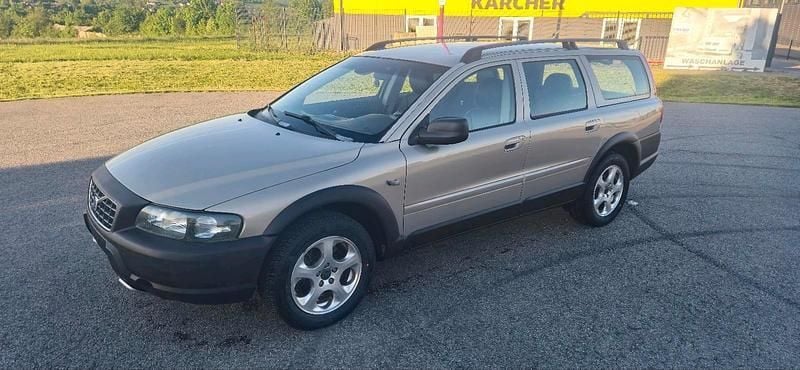 Braun Gebraucht 2003 Volvo XC70 SUV | 3.700 € (Teuer) - Bild 1/4
