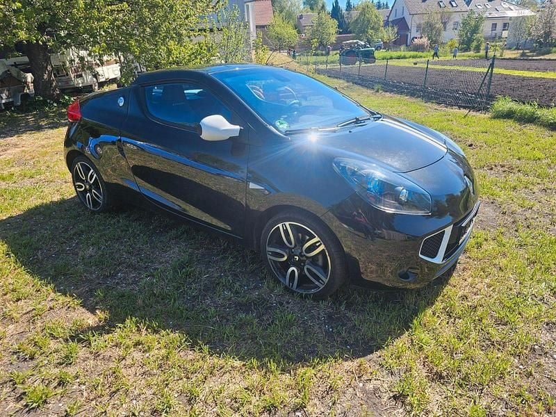 Second-hand Renault Wind 102 CP (75 kW) 2013 Negru Hatchback