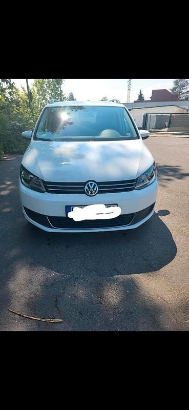 Gebraucht VW Touran 105 PS (77 kW) 2014 Weiß Van / Kleinbus