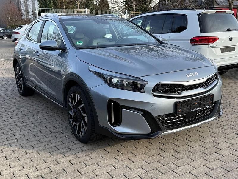 Gebraucht Kia XCeed Spirit 160 PS (117 kW) 2023 Silber SUV