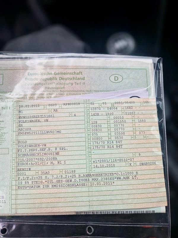 Gebraucht VW Polo 70 PS (51 kW) 2011 Schwarz Kleinwagen