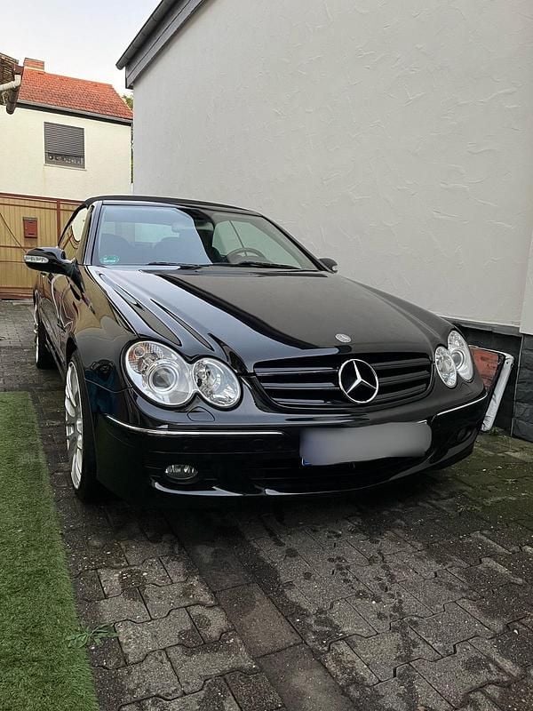 Schwarz Gebraucht 2005 Mercedes CLK350 Cabrio | 14.500 € (Teuer) - Bild 1/4