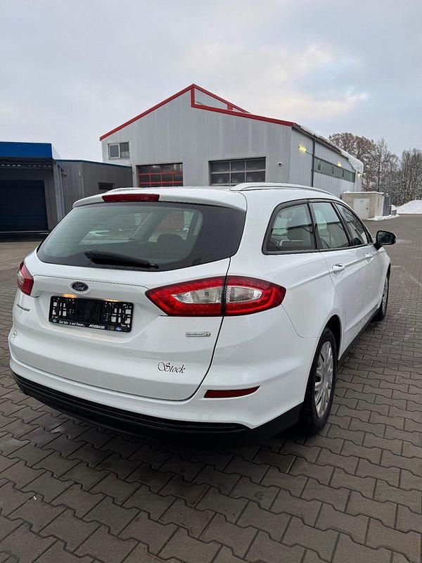 Gebraucht Ford Mondeo 160 PS (117 kW) 2017 Weiß Kombi